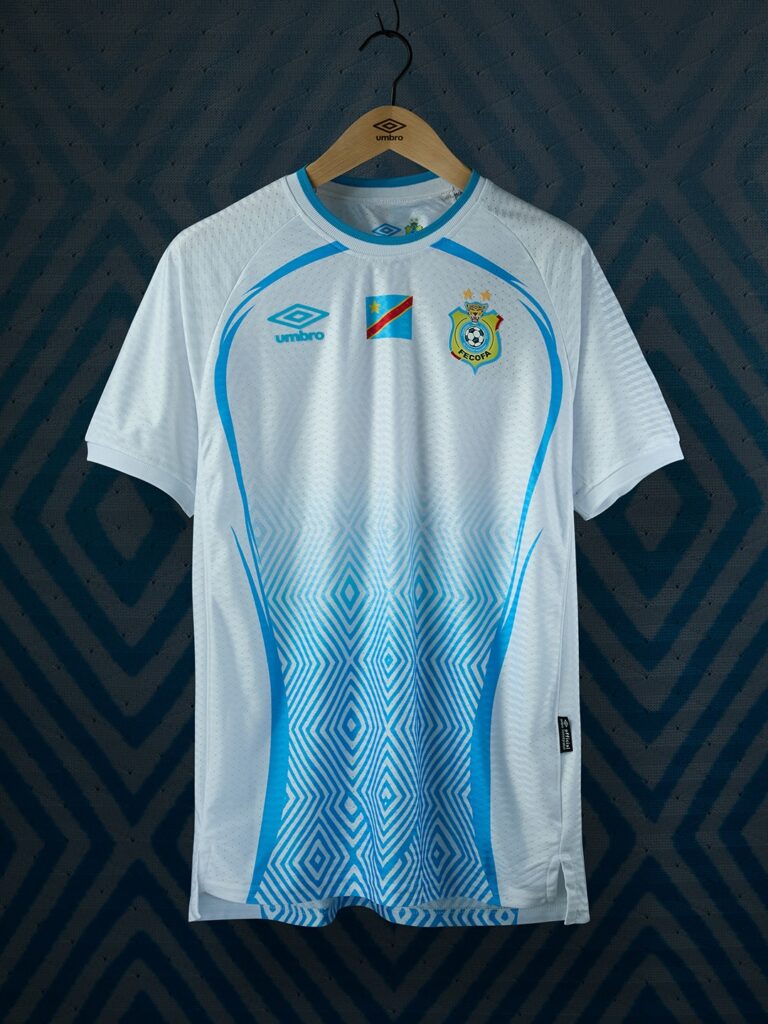 Authentique Maillot Léopard RDC - Portez les Couleurs de Votre Équipe ...