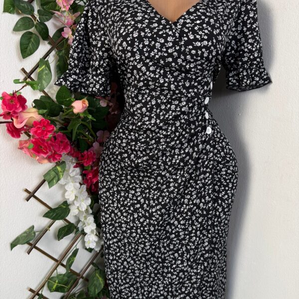 Robe évasée plisée manches courtes (noir, m)