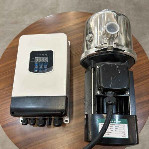 Hydrophone solaire 750 watts, 83 mètres de hauteur