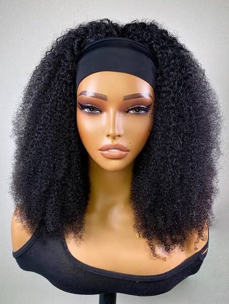 Perruque à bandeau (headband wig)